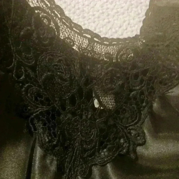 Vintage 90's black Cinema Etoile satin Camisole with lace. - Picture 3 of 7